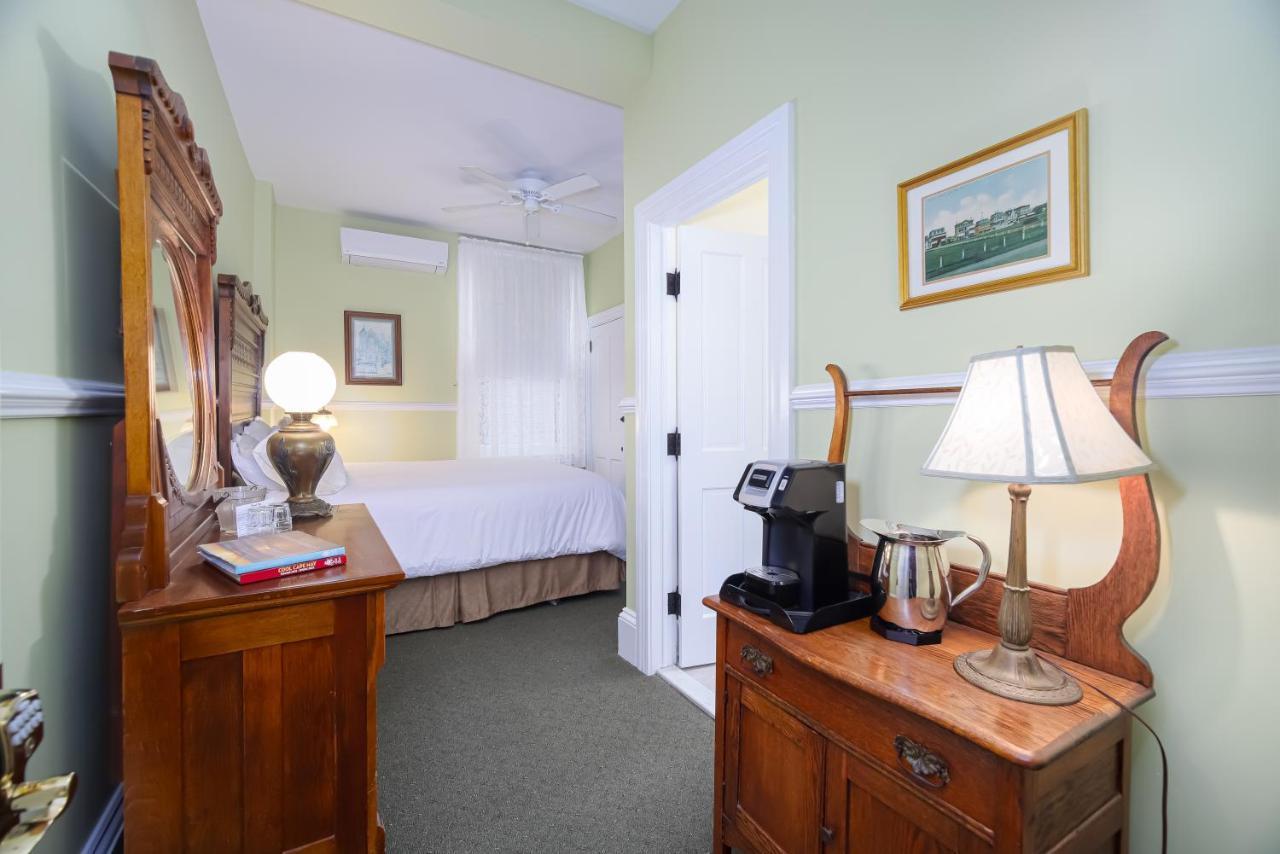 Bedford Inn Cape May Bagian luar foto